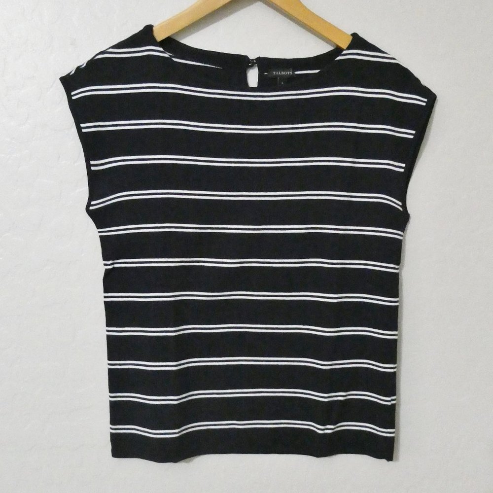Sleeveless Knit Top EUC